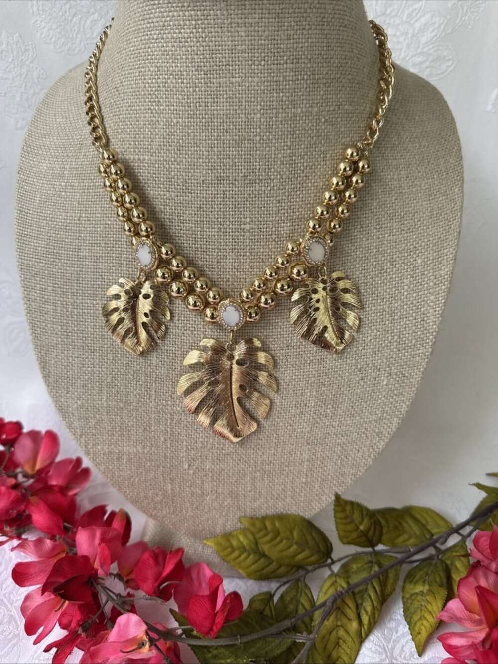 Lilly Pulitzer Goldtone Bead 20" Monstera Leaves Statement Necklace NEW